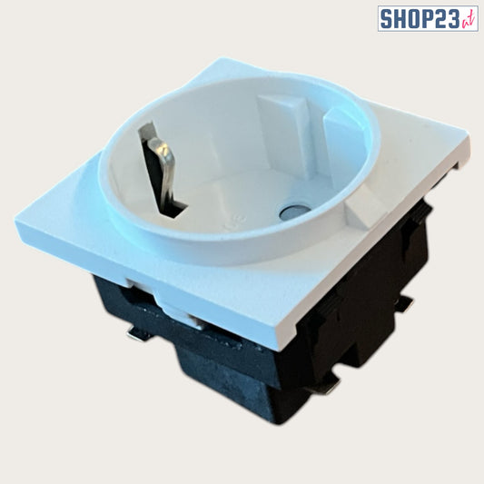 Einbausteckdose 5x5 cm mit Kinderschutz 16A 250V kompakt & sicher